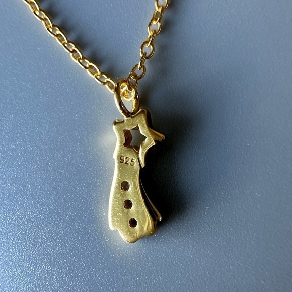 24k Gold Vermeil Dainty Shooting Star Necklace - Picture 5 of 10